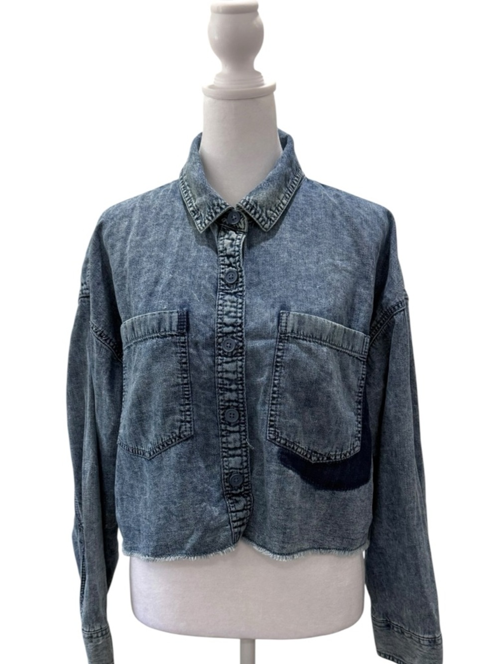 Y2K American Eagle Acid Wash Cropped Denim buttondown shirt  Hem Boho Size M